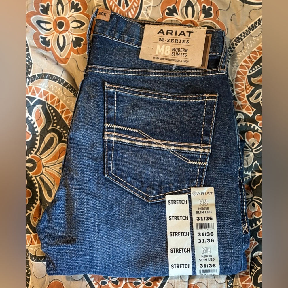 NWT mens Ariat M8 Slim Leg Stretch Jeans in Dark Blue SIZE 31x36